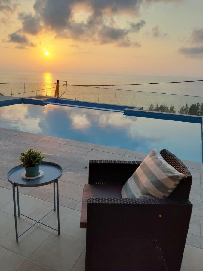 Paradise Blue Villa โพมอส ภายนอก รูปภาพ